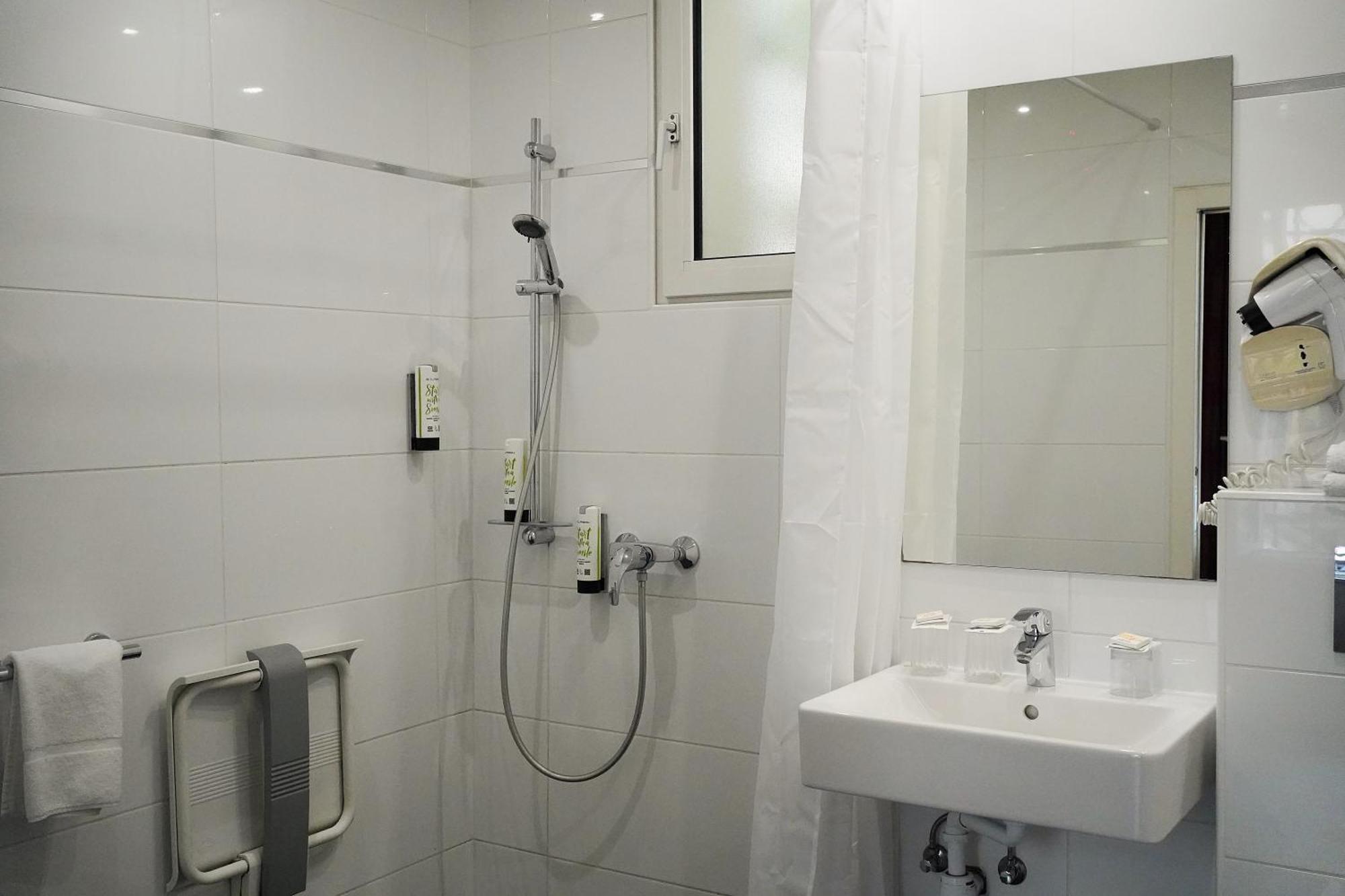 Hotel Gabriel Issy Paris Εξωτερικό φωτογραφία